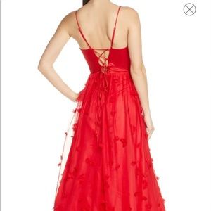 3D Floral Lace-Up Gown
SEQUIN HEARTS
